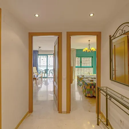 Apartment Piso Atrium De 1 *